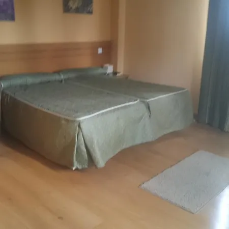 Hotel Santuario Urkiola - Lagunetxea 3*